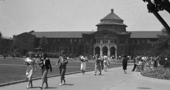 Students strolling on campus in the 1930s